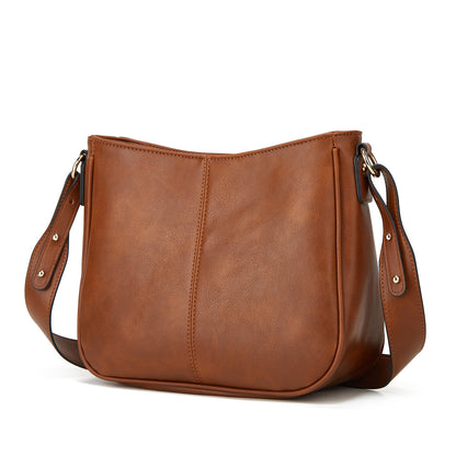Source manufacturer spot 2023 new women's bag simple fashion shoulder bag European and American trendy ladies crossbody bag bag 