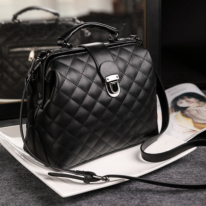 Lock women's bag shoulder bag European and American fashion women's bag cross-border Amazon bag 2023 new doctor handbag 