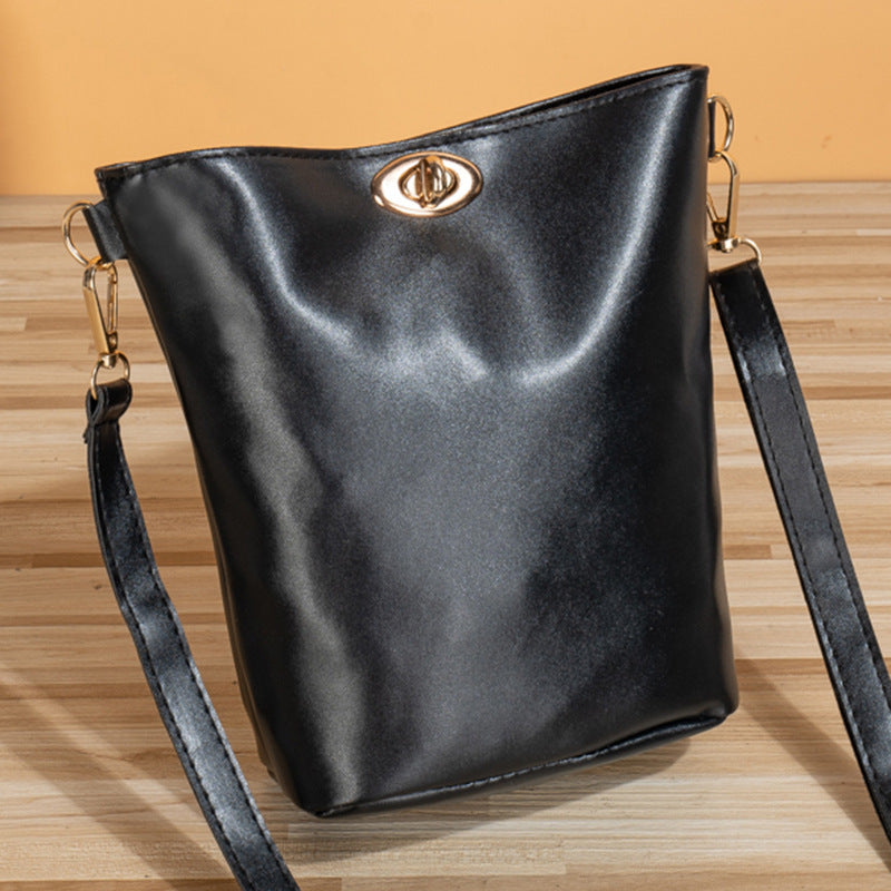简约甜美女生手机包 ladies bags跨境女包批发时尚锁扣斜挎单肩包