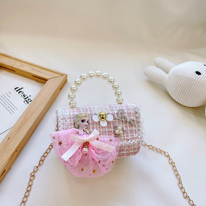 New style children's small square bag, stylish princess handbag, Korean style girl's chain crossbody bag, children's shoulder bag wholesale 