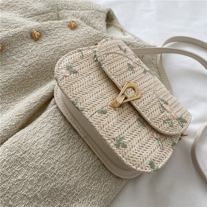 Summer straw woven bag for women 2022 new style small fresh lace flower woven saddle bag versatile single shoulder crossbody bag