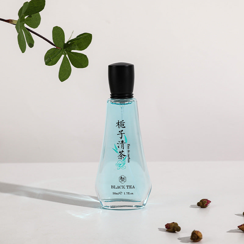Internet celebrity's new long-lasting fragrance, light