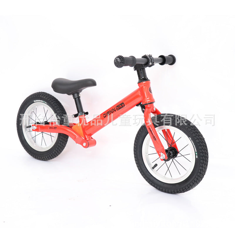 Factory direct wholesale children's scooter sliding balance car baby without pedals two-wheel balance toy car 