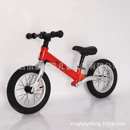 Factory direct wholesale children's scooter sliding balance car baby without pedals two-wheel balance toy car 