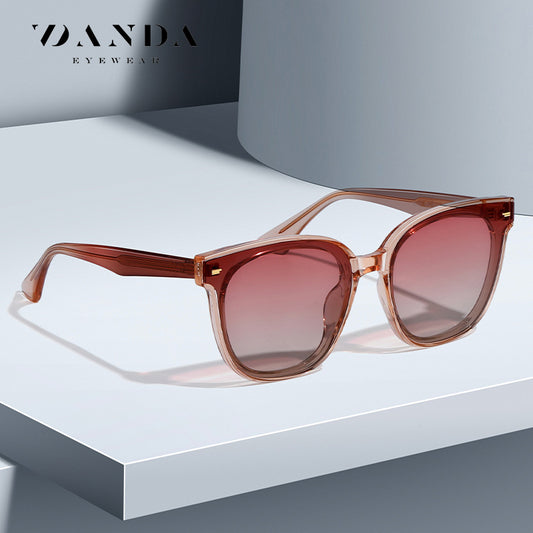 အရည်အသွေးမြင့်နေကာမျက်မှန်အသစ် gm စတိုင် polarized နေကာမျက်မှန် TR7508 propionic acid pin ခြေထောက်လမ်းကြောင်းနေကာမျက်မှန်